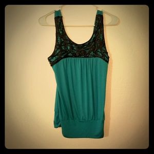Sleeveless blouse